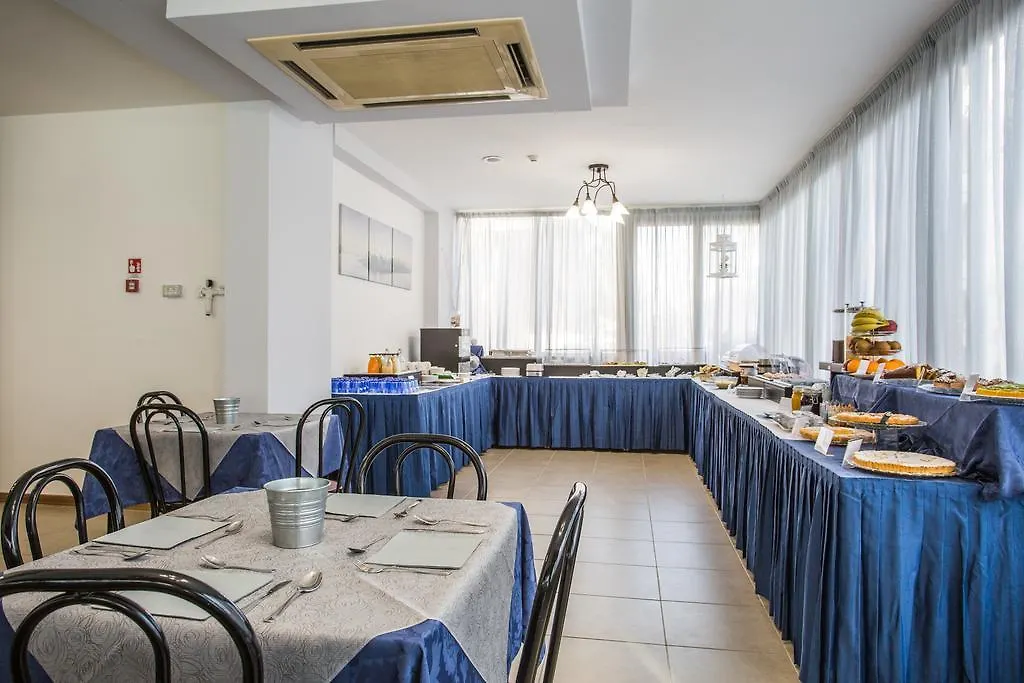 Hotel Nancy Риччоне